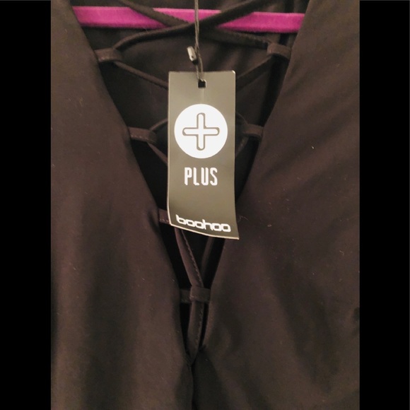 Plus Rhianne Lace Up Detail Midi Dress - Picture 4 of 9